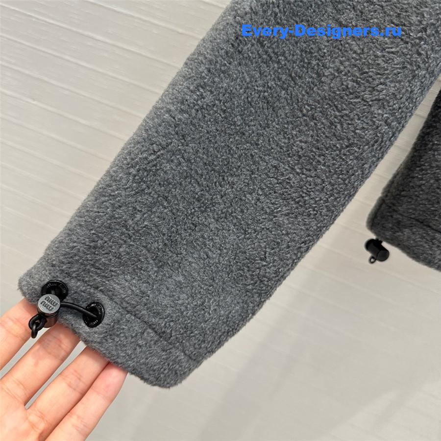 M1um1u girlish grey suit