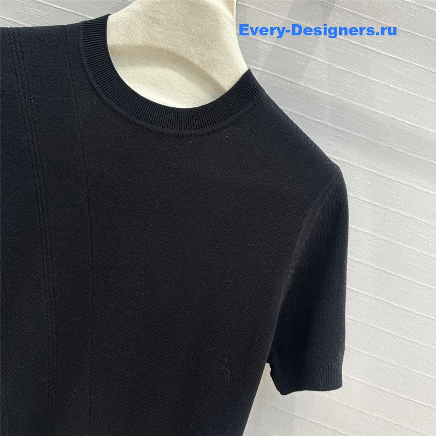 H**me5 hollow knit short-sleeved top