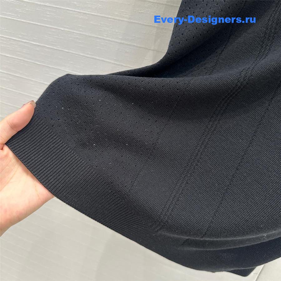 H**me5 hollow knit short-sleeved top