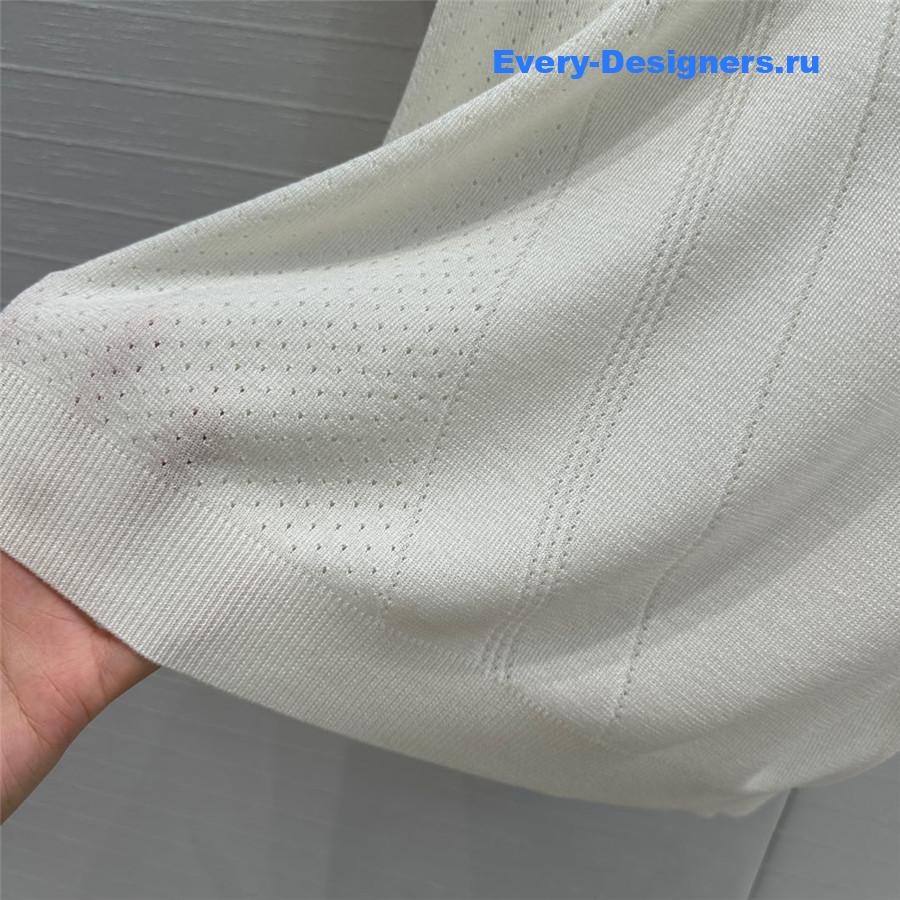 H**me5 hollow knit short-sleeved top in white