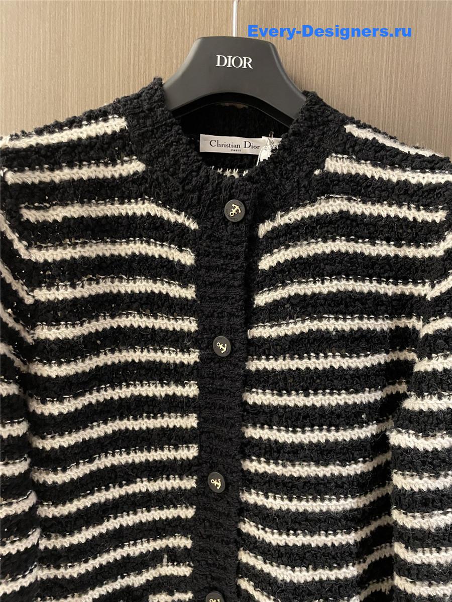 D10r cd black white striped cardigan