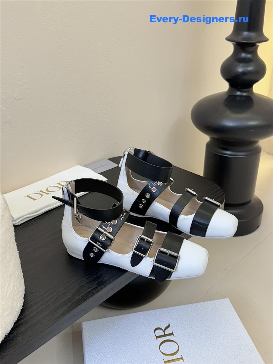 D10r punk ballet flat white