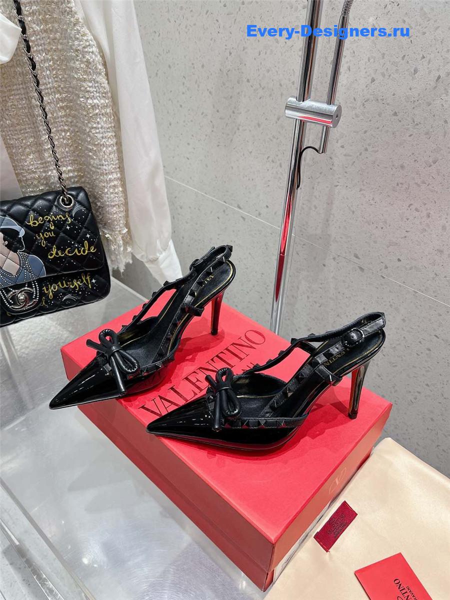Va1e*ntin0 rockstud bow slingback pump in patent leather