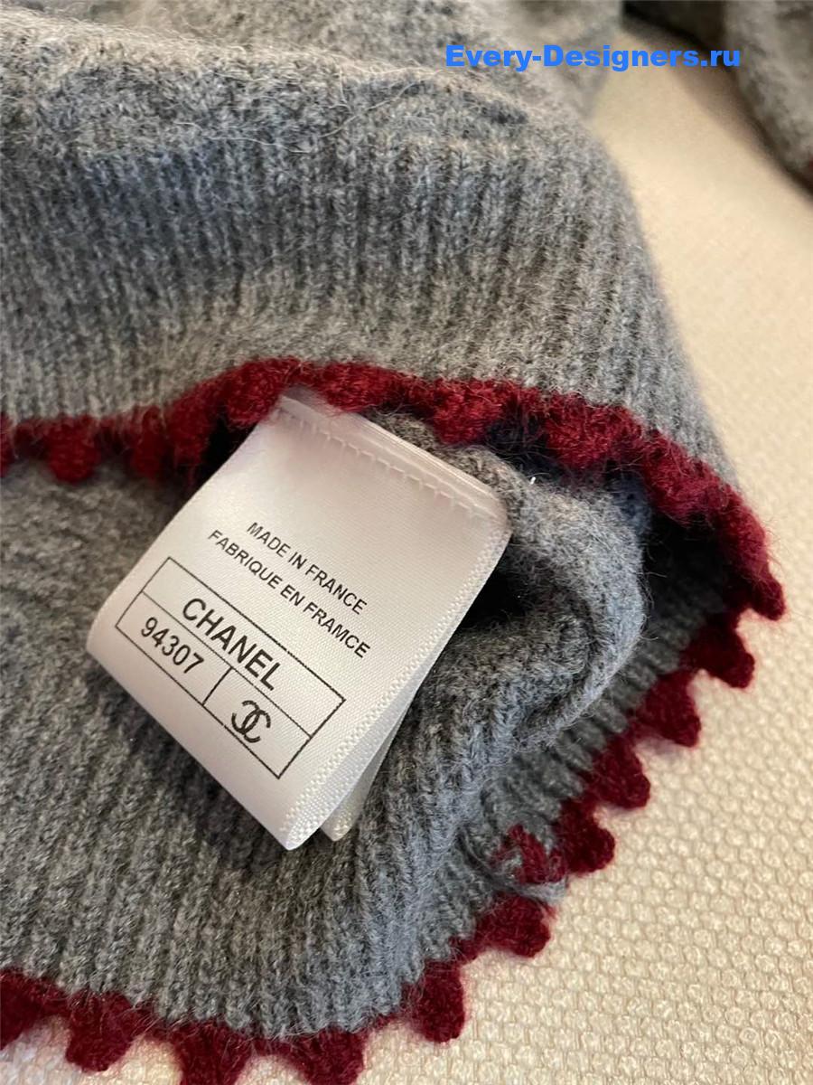 Ch**el crew neck knitted cardigan