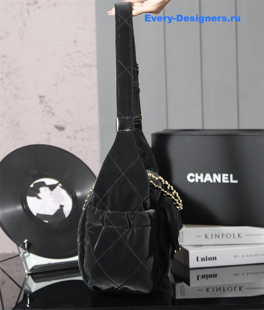 Ch**el large coco neige leather bag