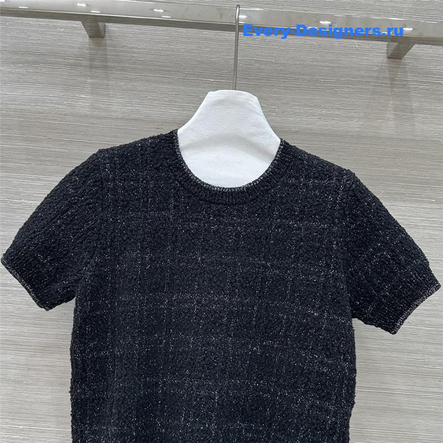 Gvc*1 gold check short-sleeved top black