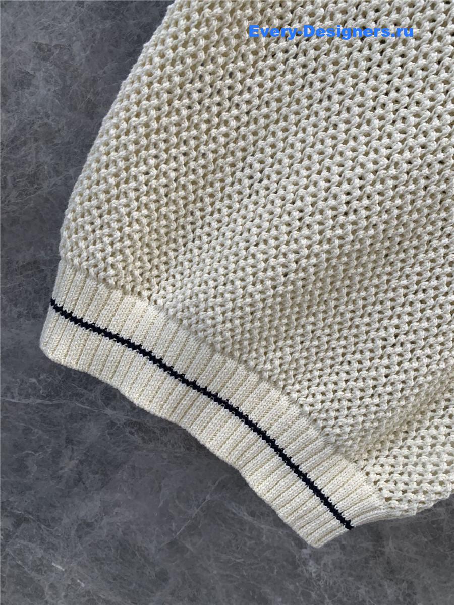 D10r hollow knit short-sleeved top