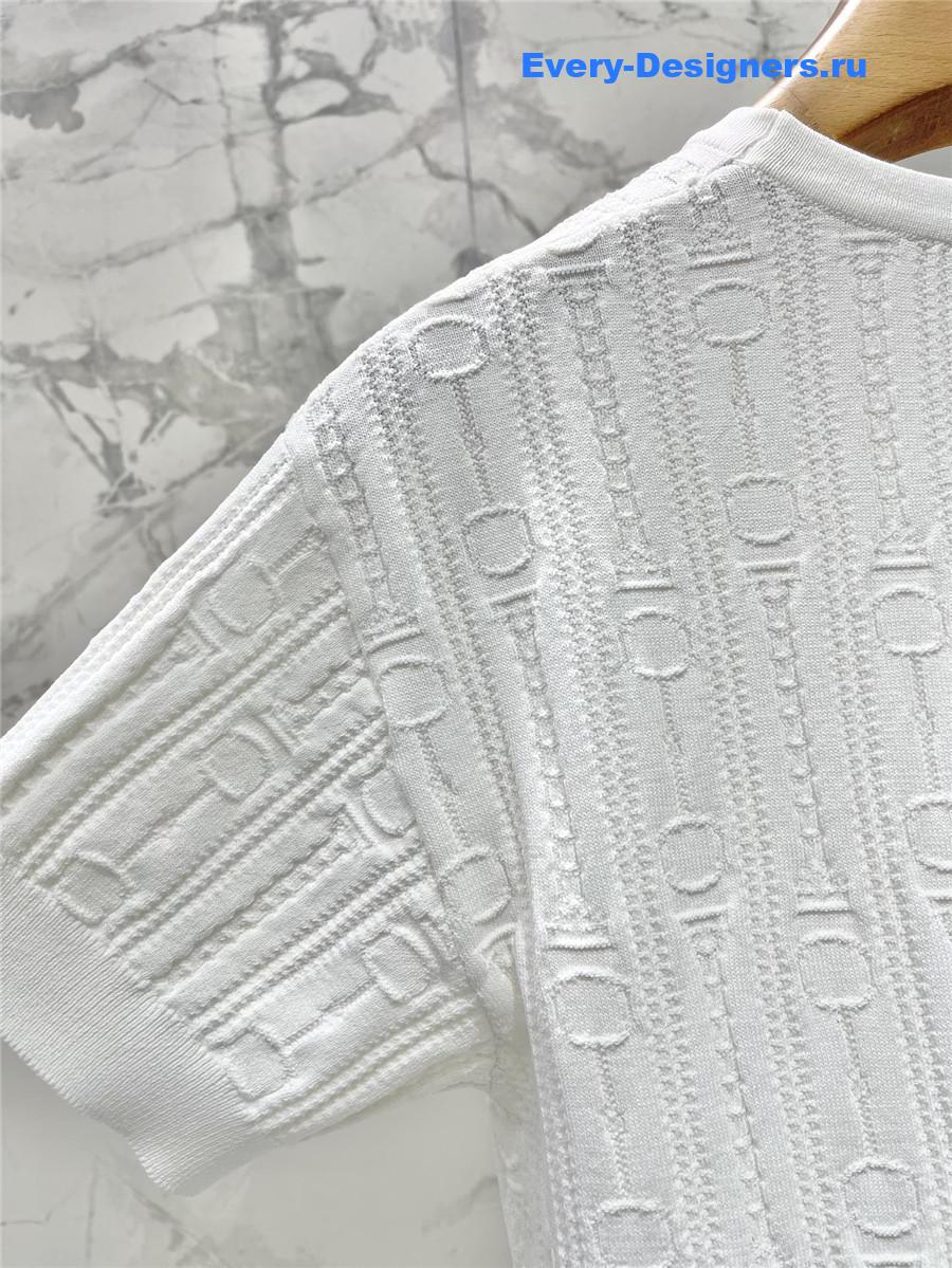 H**me5 white knitted crew neck short sleeves