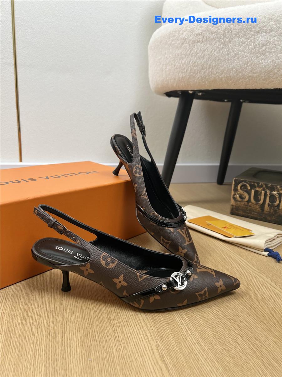 l0vis Vvtt0n archlight slingback pump
