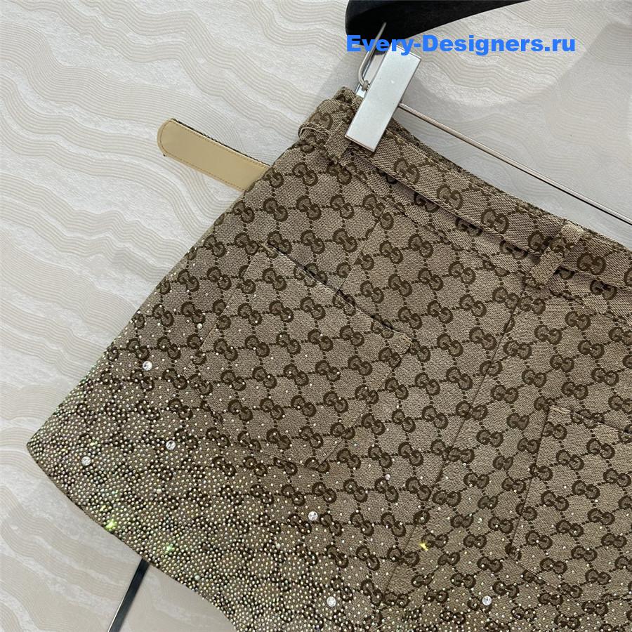 gvc*1 crystal D1am0nd gg monogram woven shorts