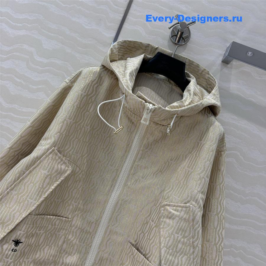 D10ralps waterproof hooded jacket