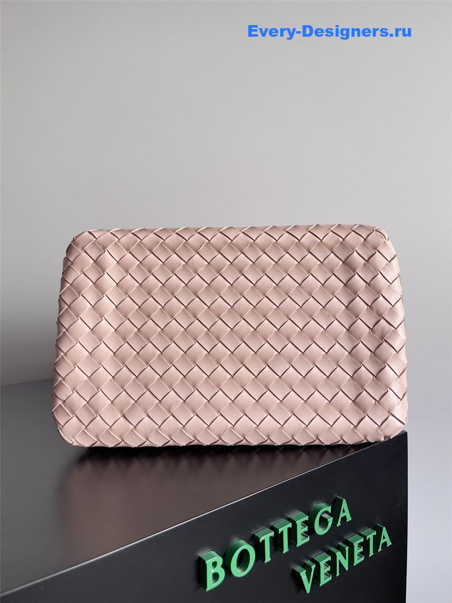 b0tt*ga Ven*ta large andiamo parachute shoulder bag
