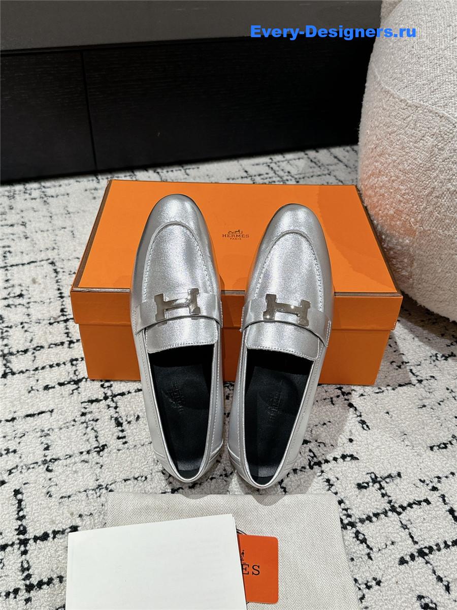 H**me5 women’s silver loafers