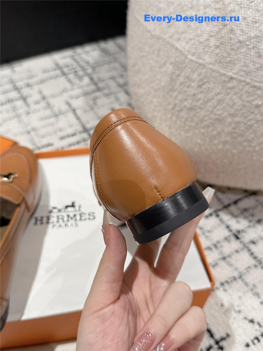H**me5 women’s brown loafers