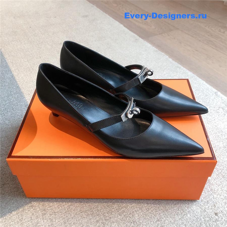 H**me5 kiara 40 black pumps