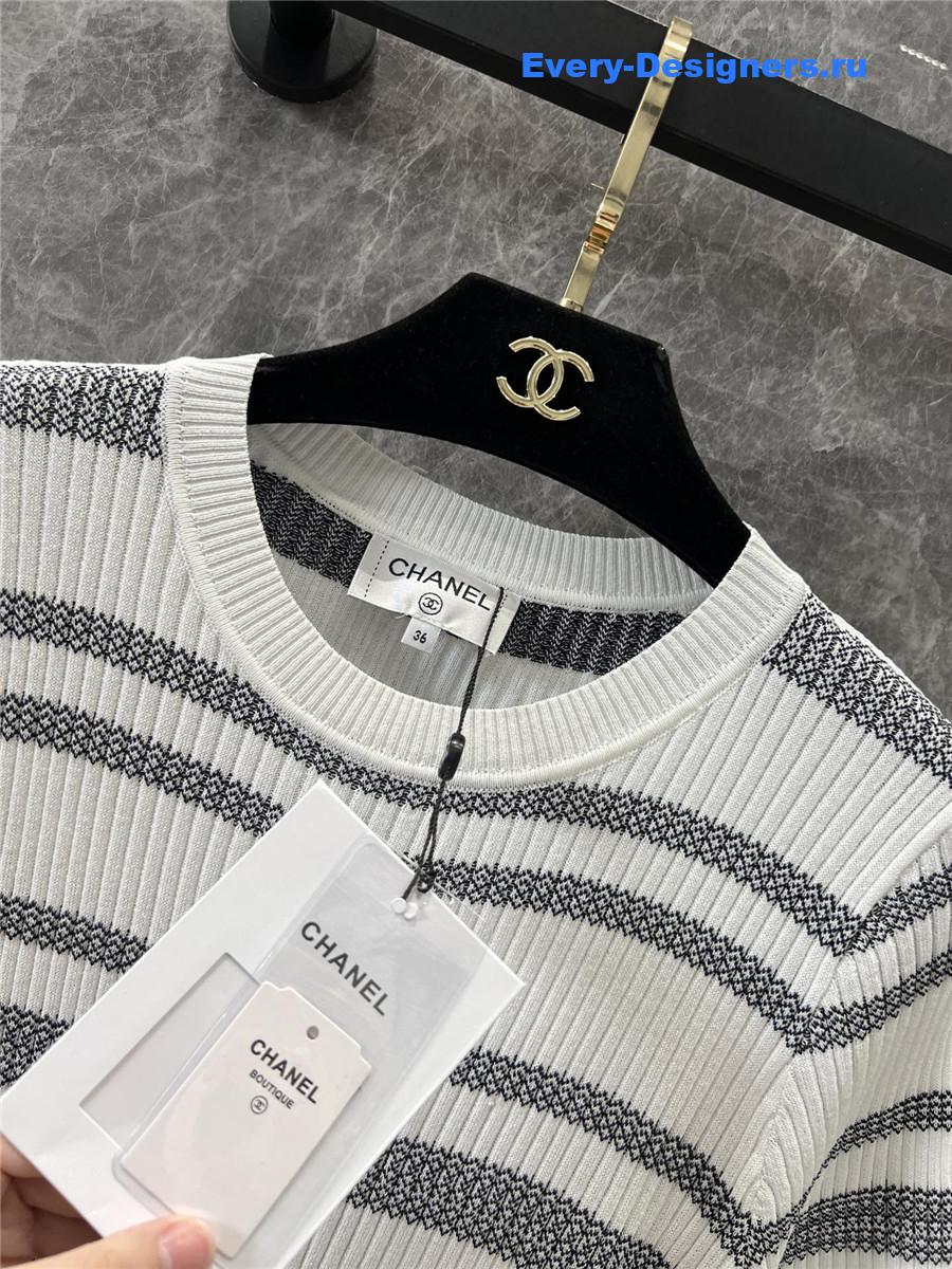 Ch**el striped knitted short-sleeved top