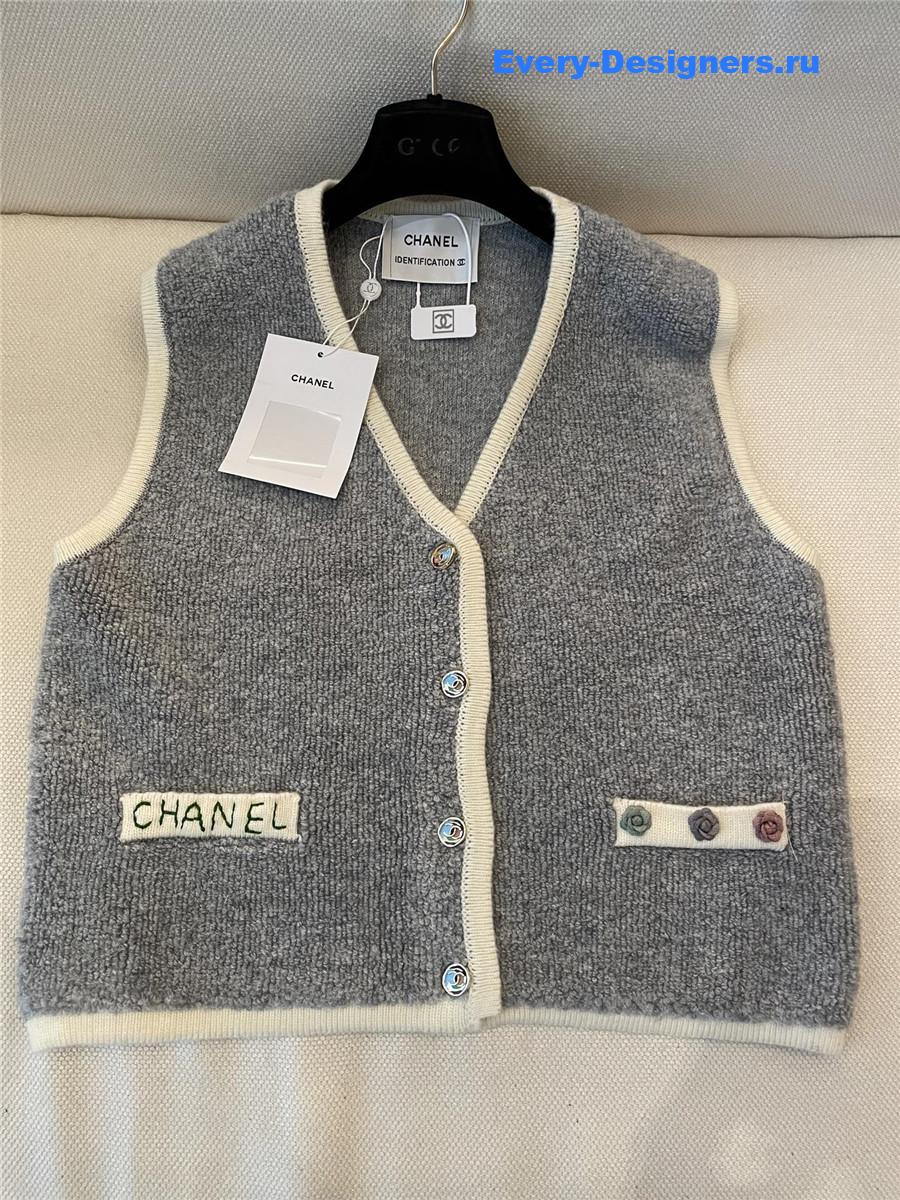 Ch**el logo grey wool vest