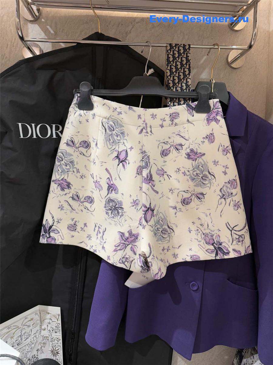 D10r cd silk wool print shorts