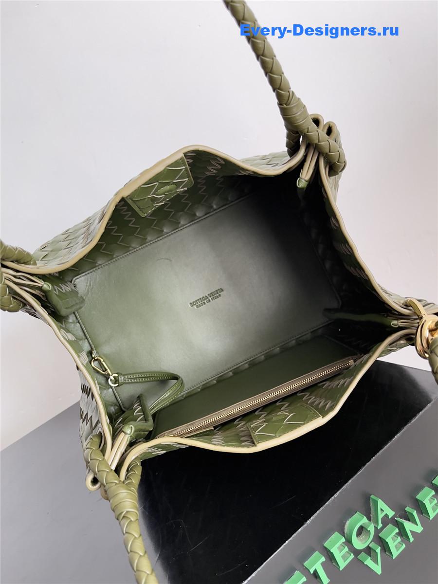 b0tt*ga Ven*ta large andiamo parachute shoulder bag green