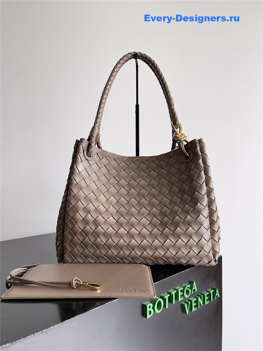 b0tt*ga Ven*ta large andiamo parachute shoulder bag brown