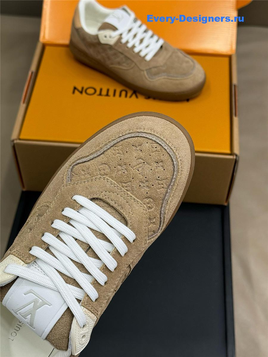 l0vis Vvtt0n lv stadium sneaker for women
