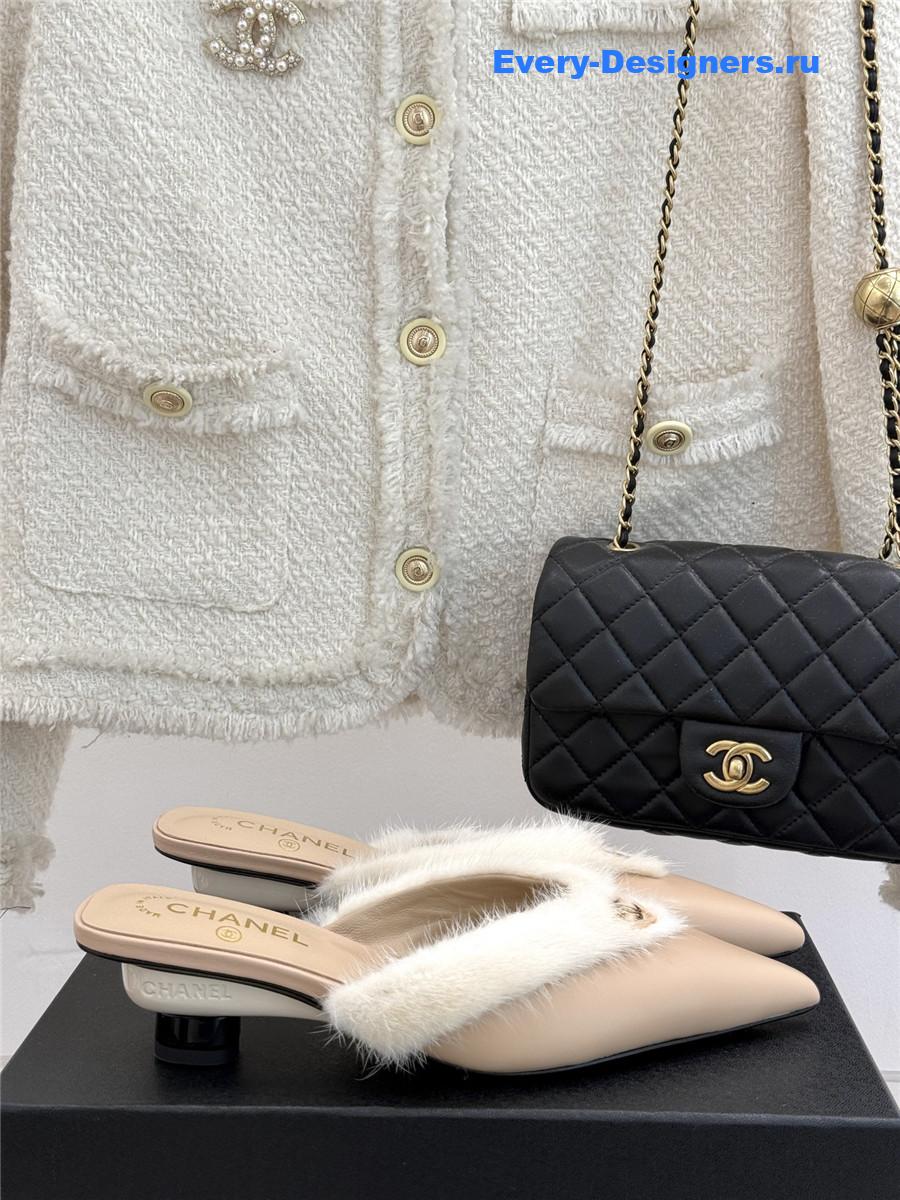 Ch**el rabbit fur pointed toe mules