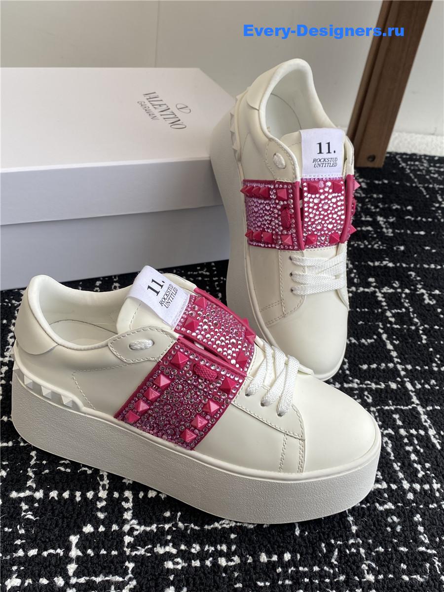 Va1e*ntin0 garavani rockstud leather flatform sneakers