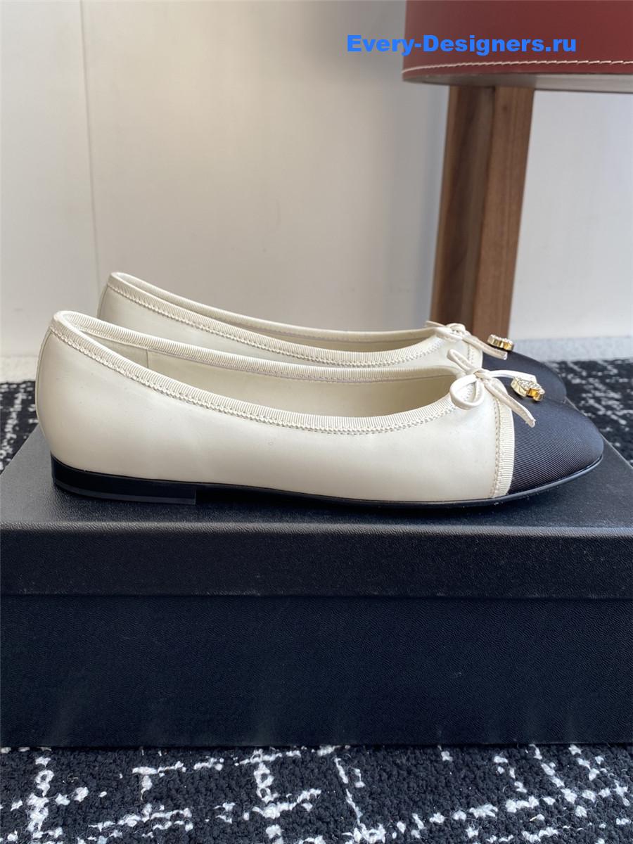 Ch**el cc embroidered ballet flats
