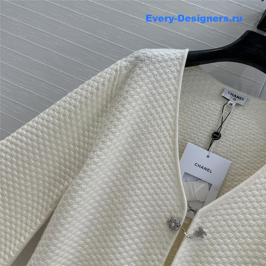 Ch**el white embossed knit hook cardigan