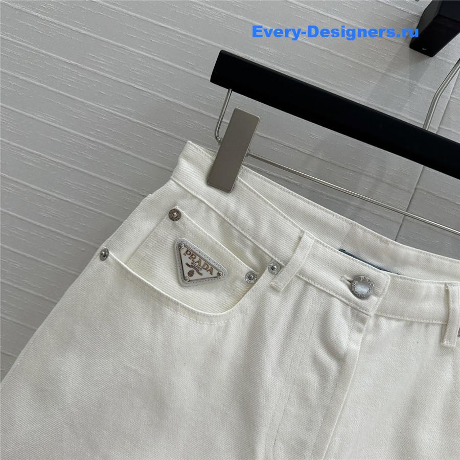 Pra*a bull denim shorts white