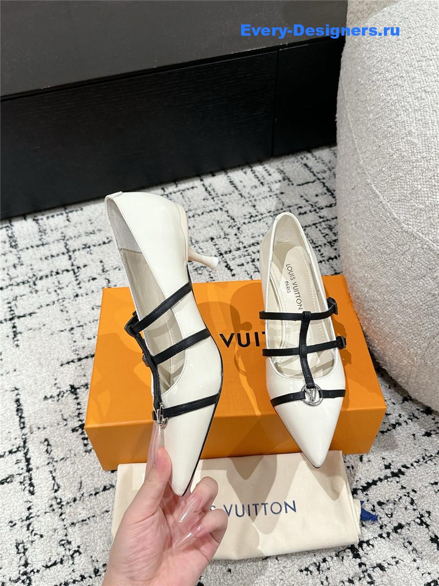 l0vis Vvtt0n 6am pointed toe heels white