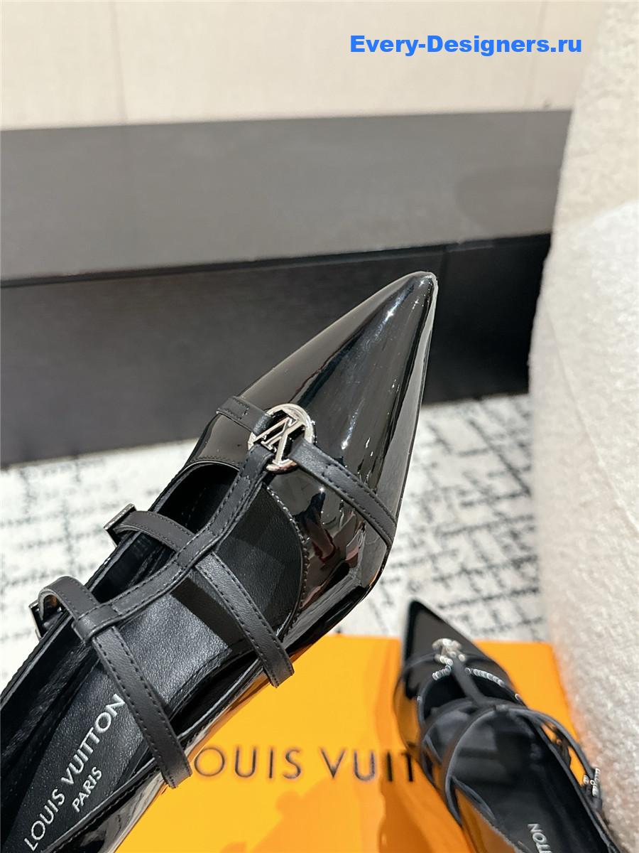 l0vis Vvtt0n 6am pointed toe heels