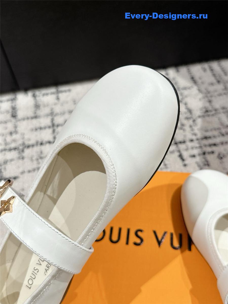 l0vis Vvtt0n romy flat ballerina white
