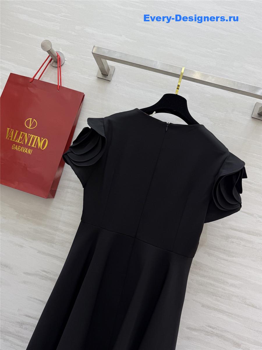 Va1e*ntin0 black floral sleeve dress