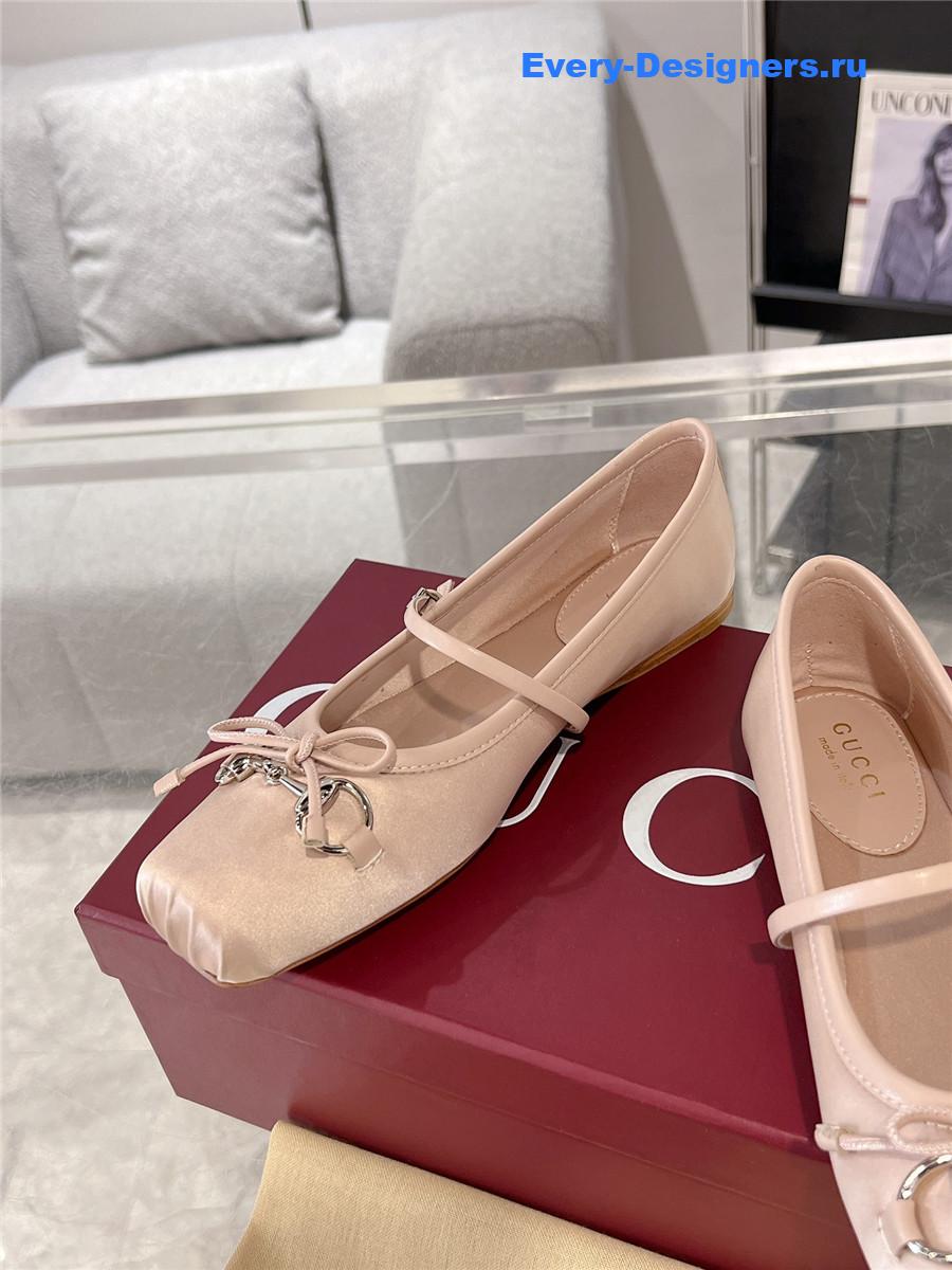 Gvc*1 horsebit ballet flat pink