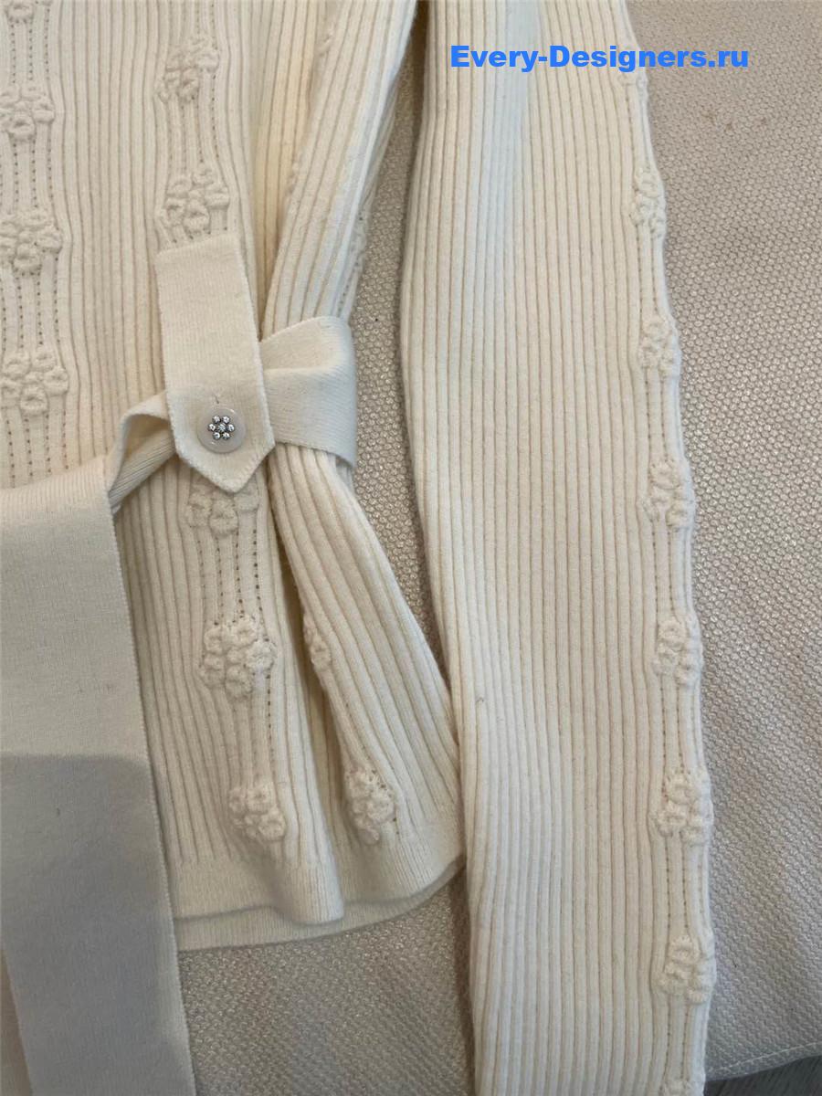 Ch**el hollow belt knitted sweater