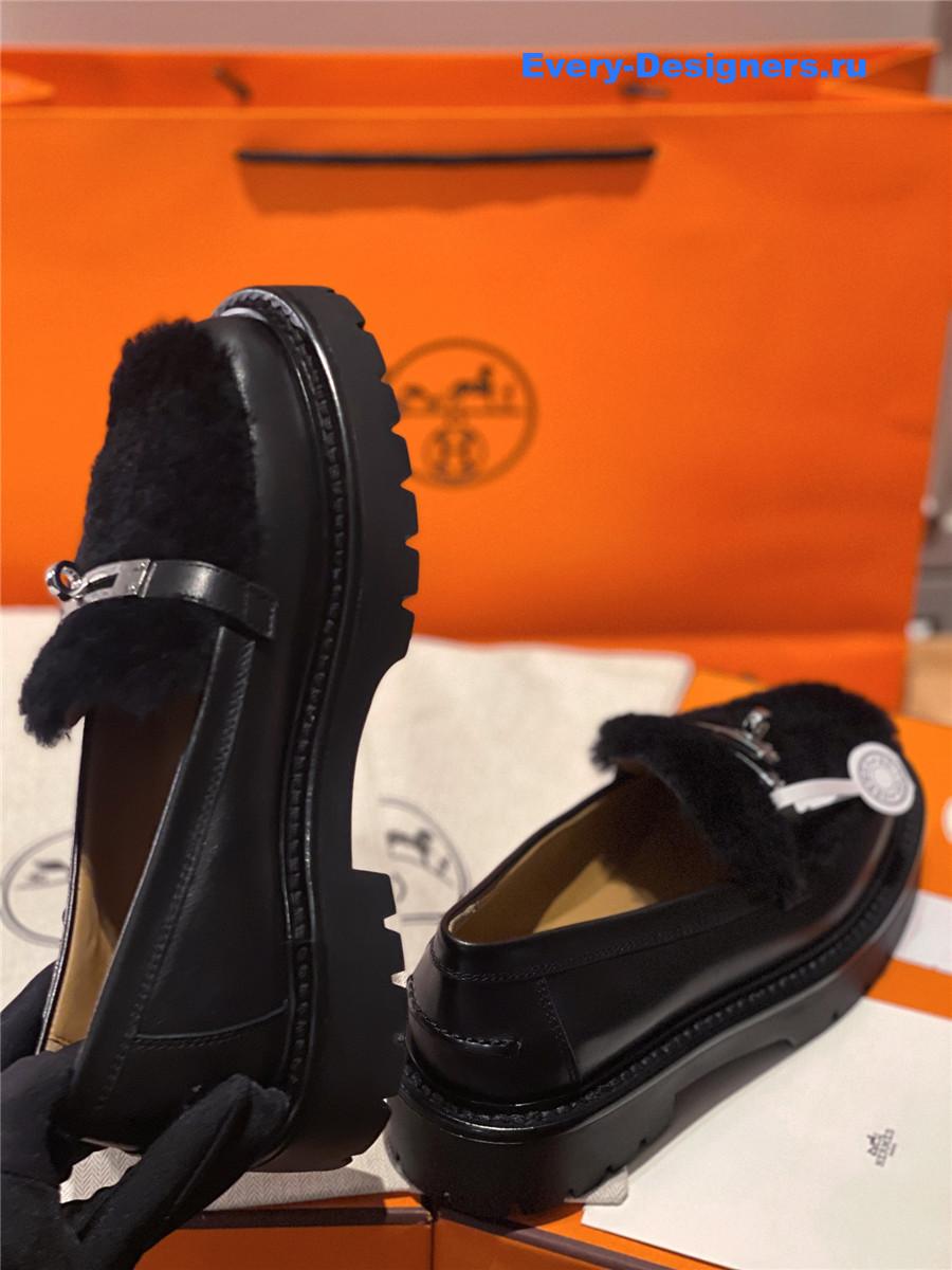 H**me5 black icone loafer women