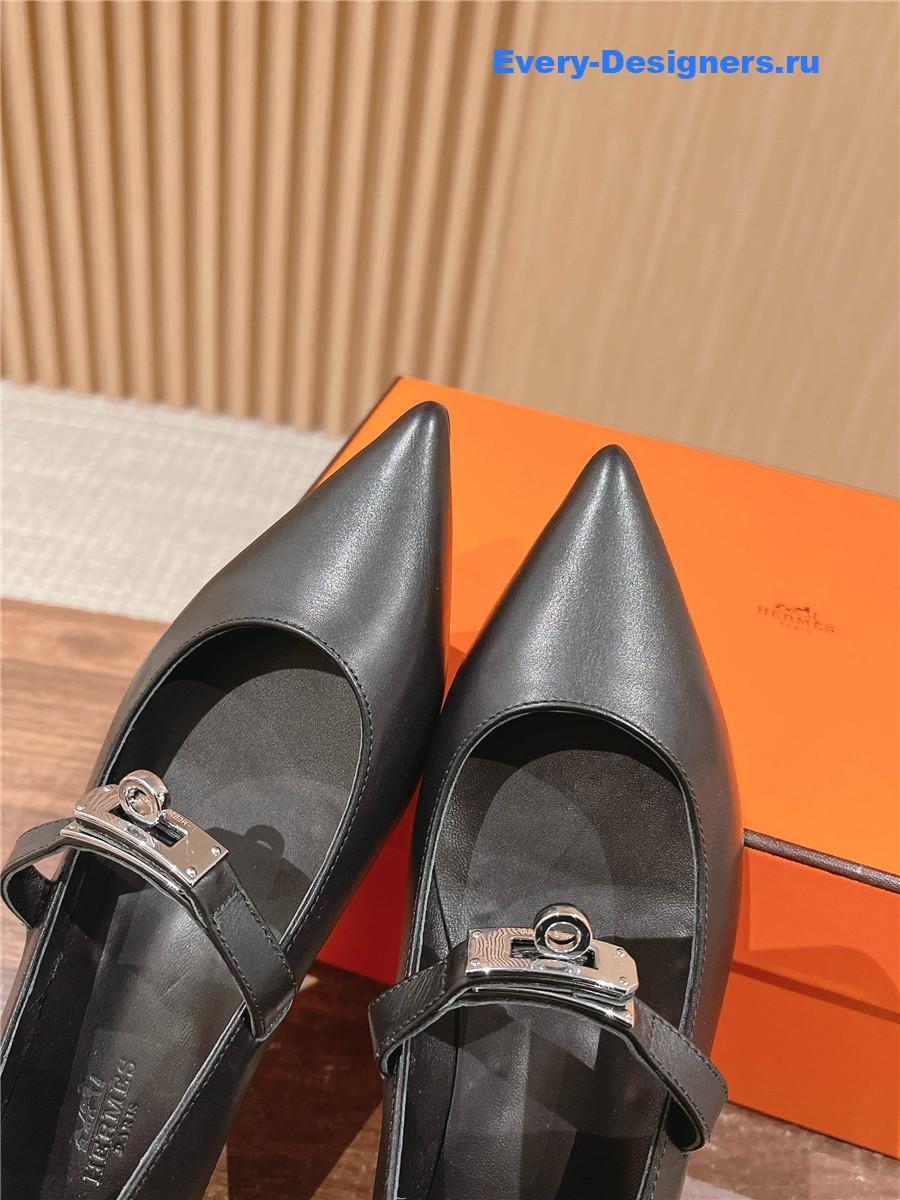 H**me5 black calfskin ballet flats for women