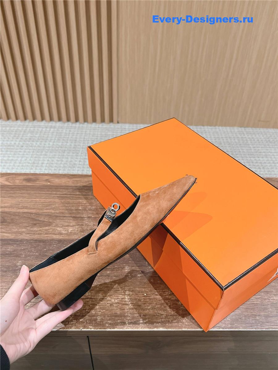 H**me5 suede ballet flats for women
