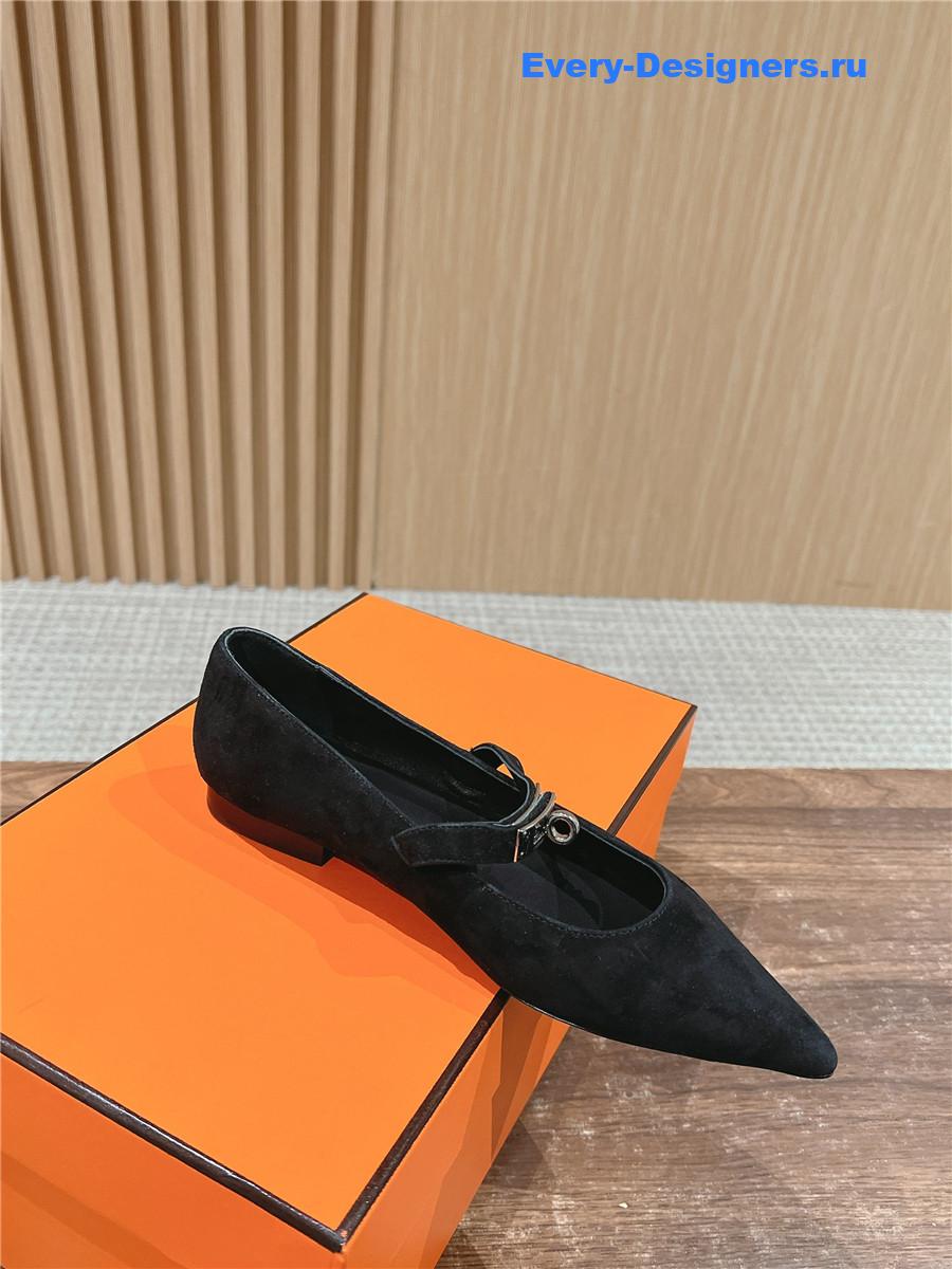 H**me5 black suede ballet flats for women