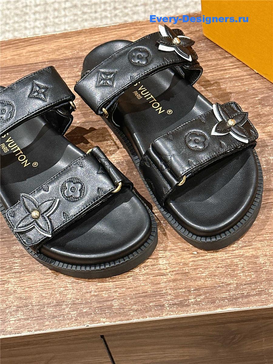 l0vis Vvtt0n lv sunset flat comfort mule in black