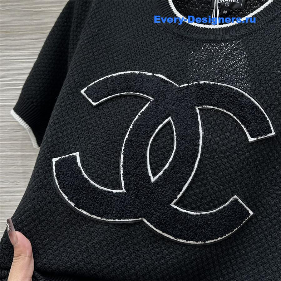 Ch**el black logo-embroidered knit top