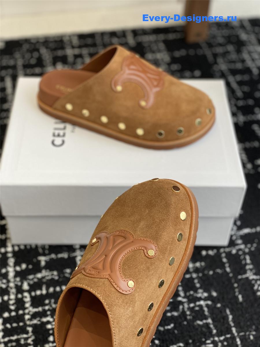 Ce1i*e brown suede pitea clogs