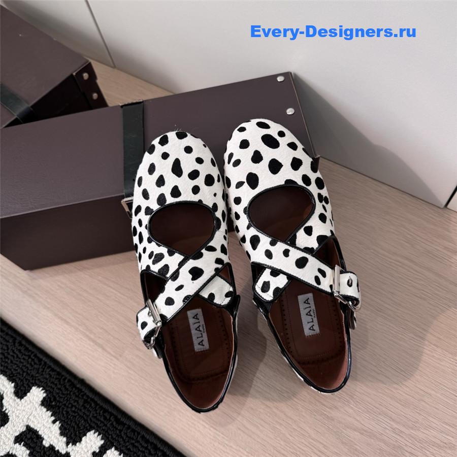 Alaïa White Leopard Flats