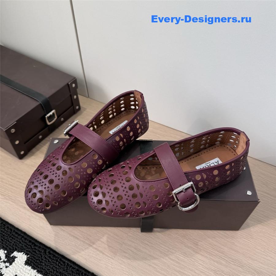 Alaïa Burgundy Cutout Mary Jane Flats