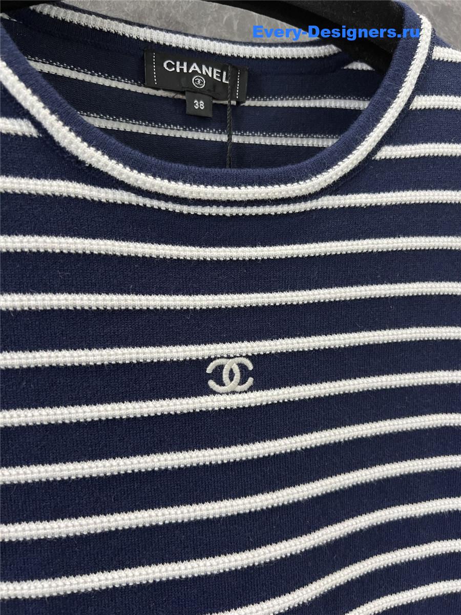 Ch**el striped blue white top