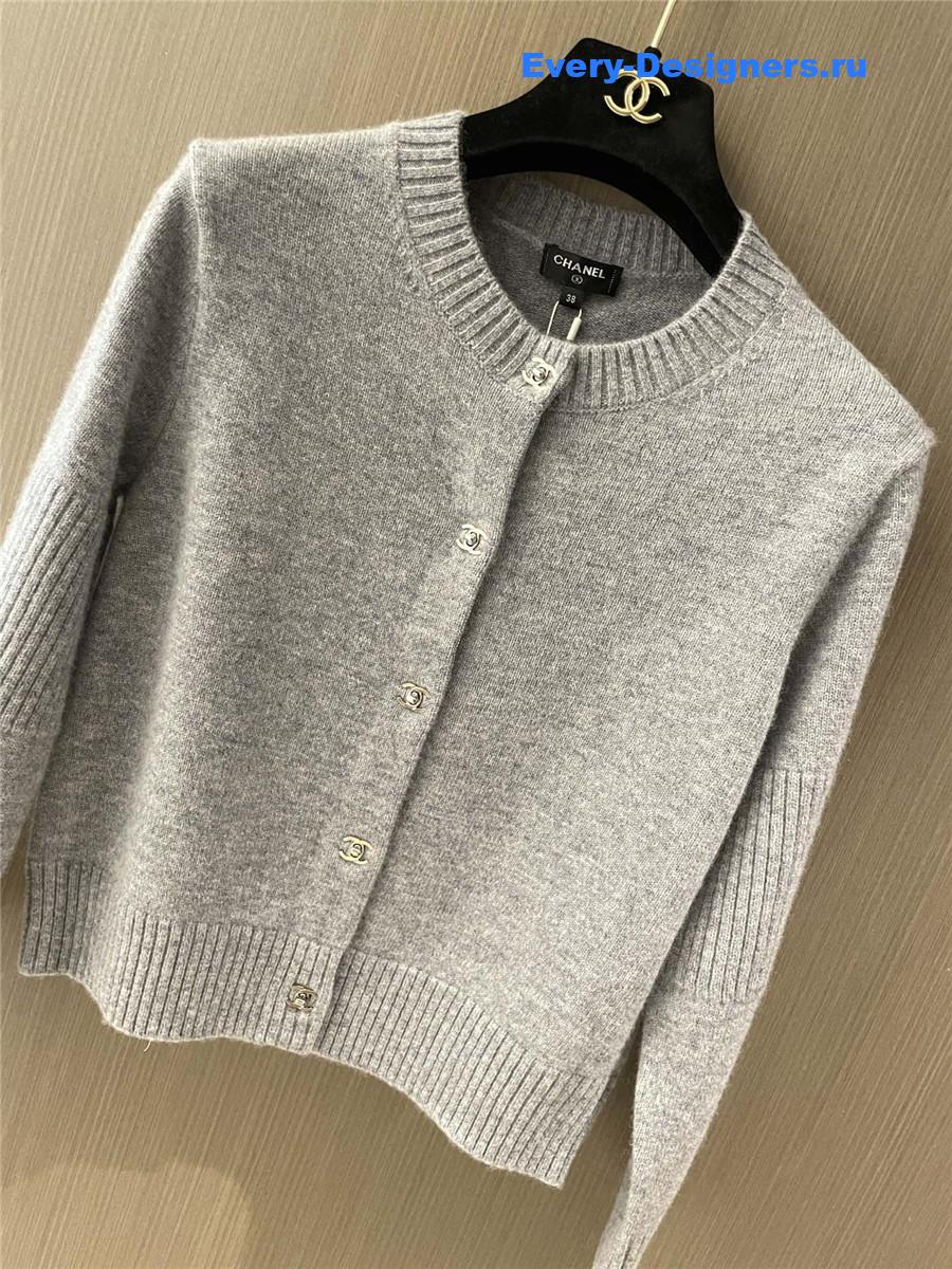 Ch**el gray cashmere cardigan