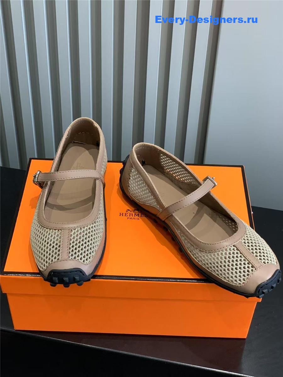 H**me5 kichu beige ballet flats