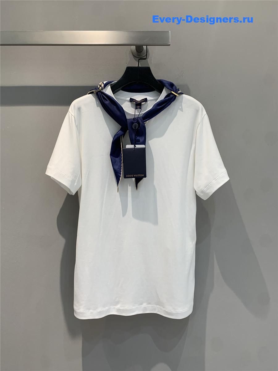 l0vis Vvtt0n lv scarf hooded tee