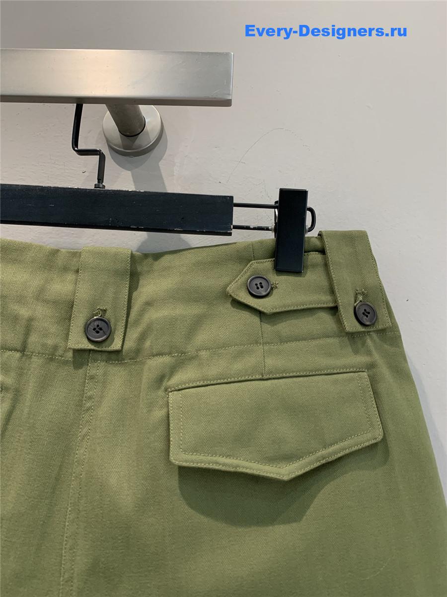 Pra*a green cargo shorts